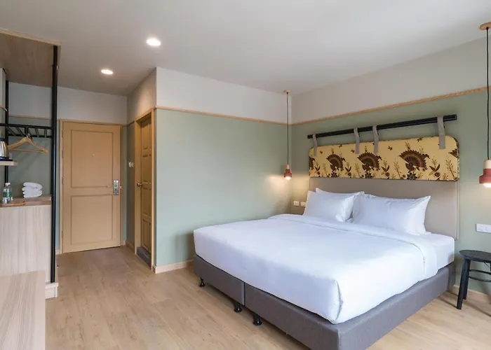 The Blanket Hotel Phuket Old Town